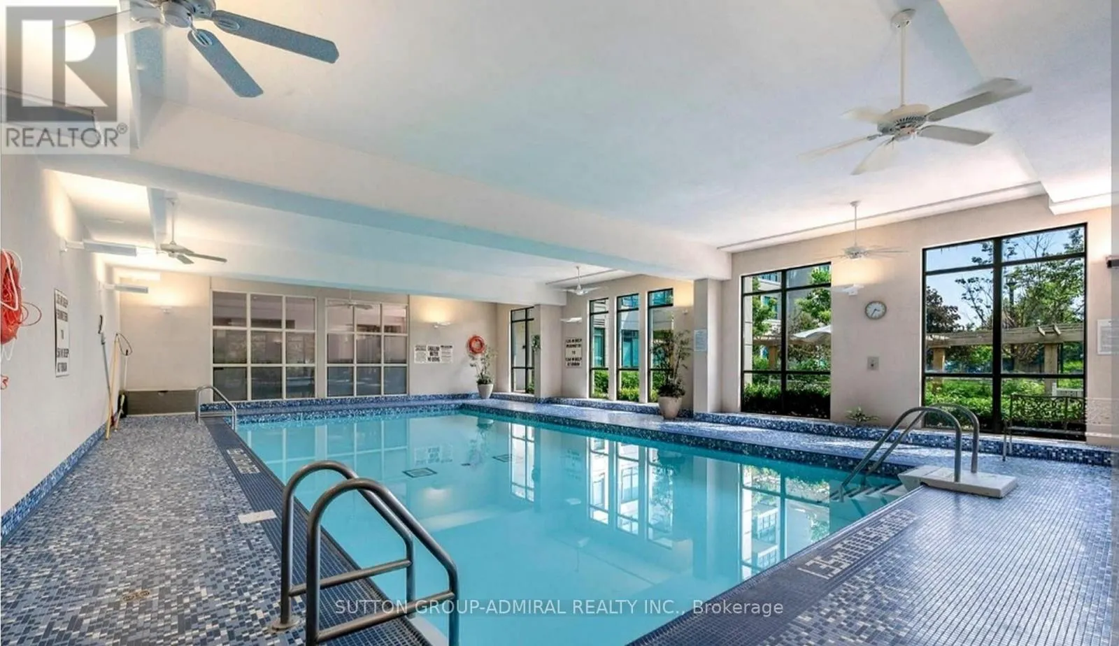 206 - 100 PROMENADE CIRCLE