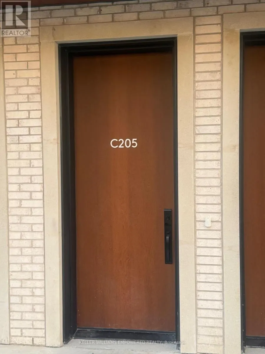 C205 - 6 RED SQUIRREL LANE
