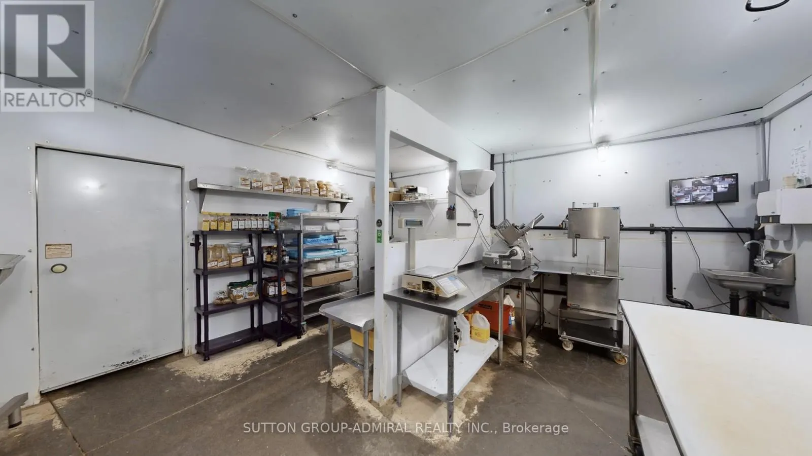 A-4 - 9001 DUFFERIN STREET