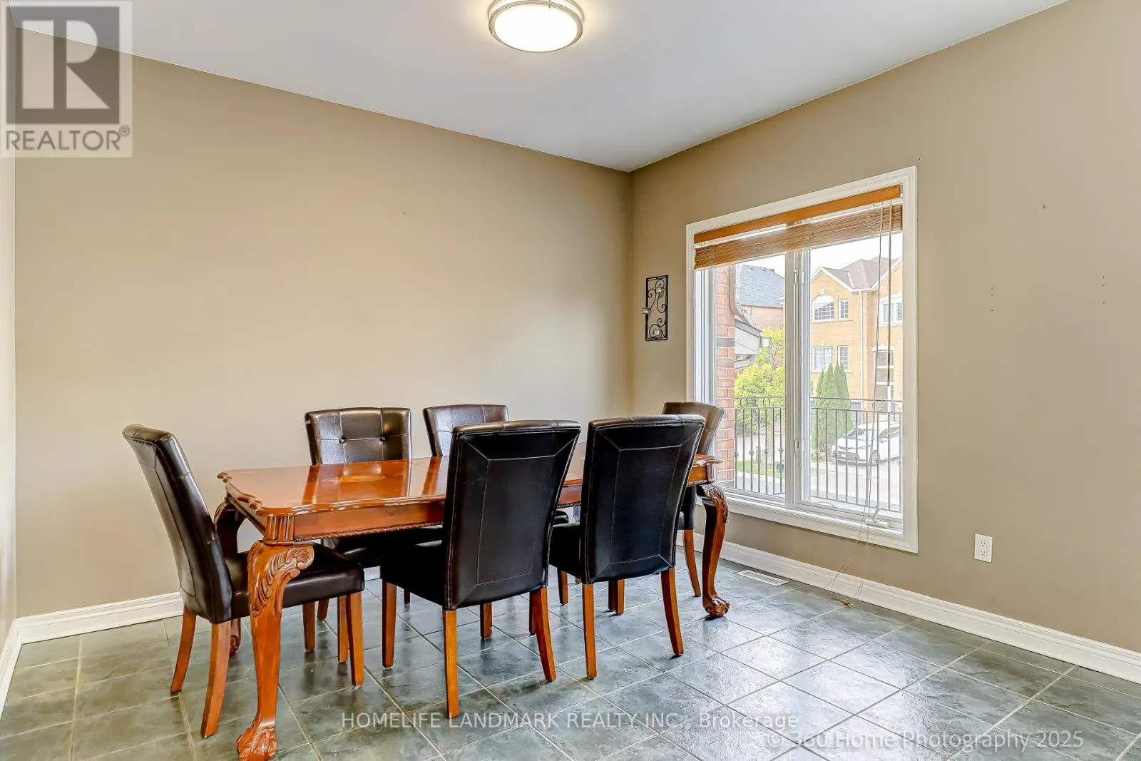 189 LEITCHCROFT CRESCENT
