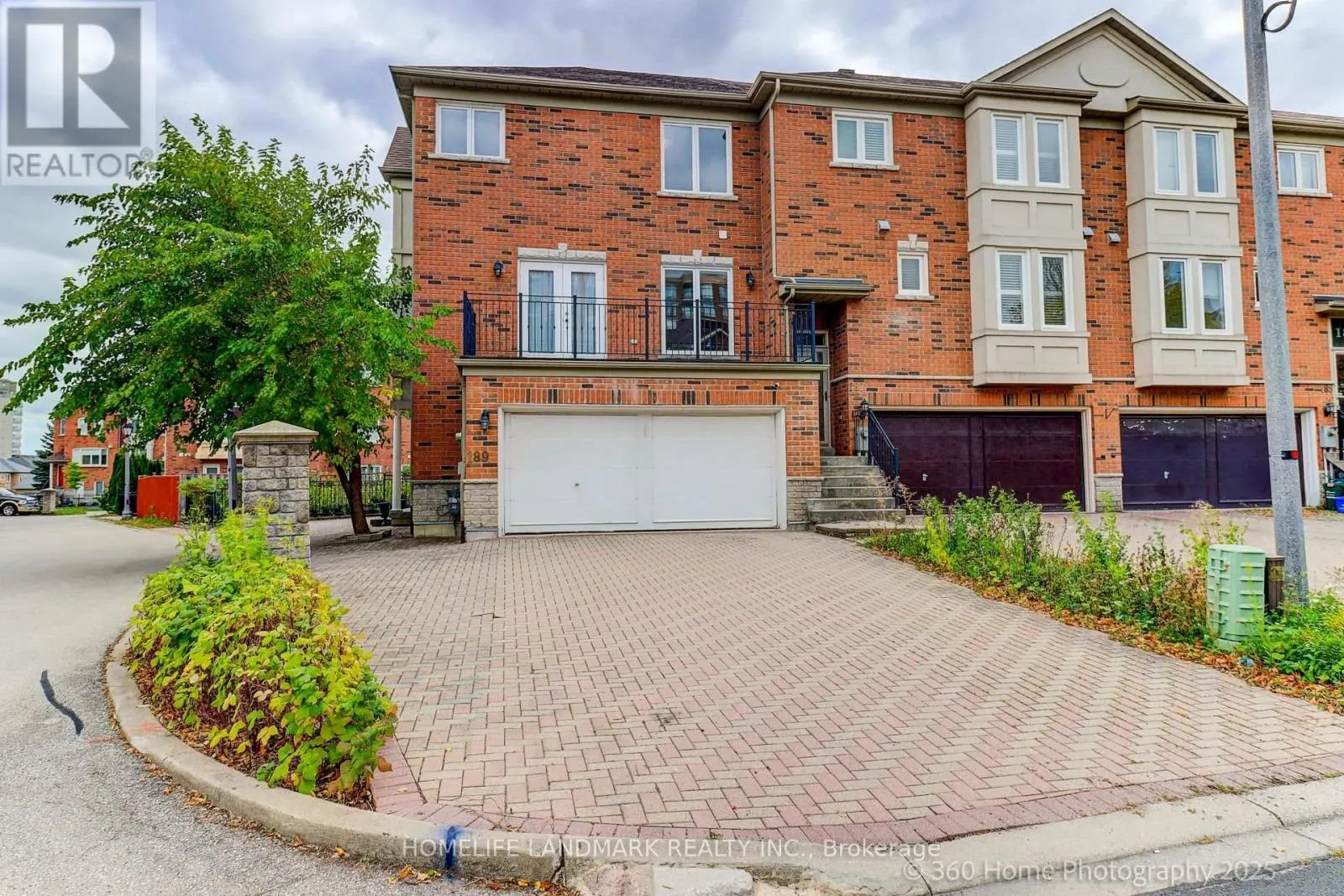 189 LEITCHCROFT CRESCENT