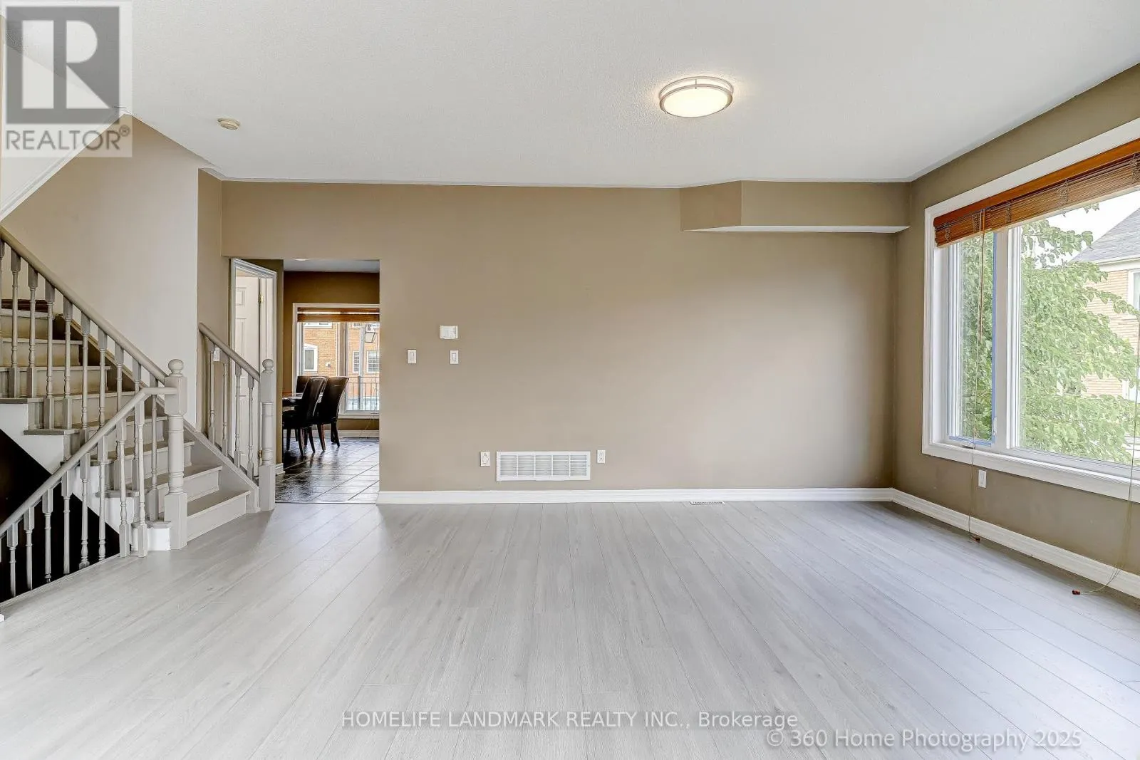 189 LEITCHCROFT CRESCENT