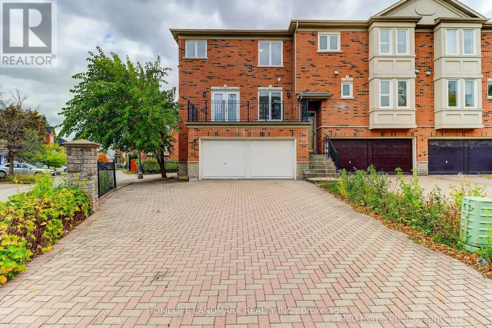 189 LEITCHCROFT CRESCENT