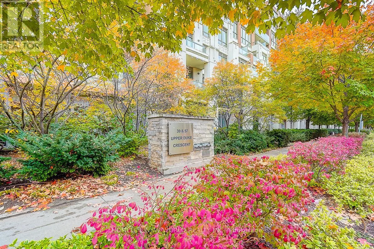 510 - 57 UPPER DUKE CRESCENT