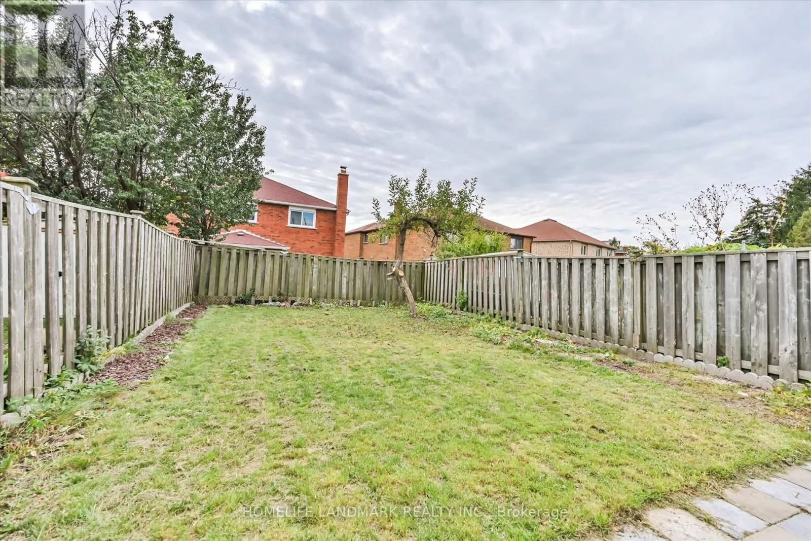 208 WOODHALL ROAD