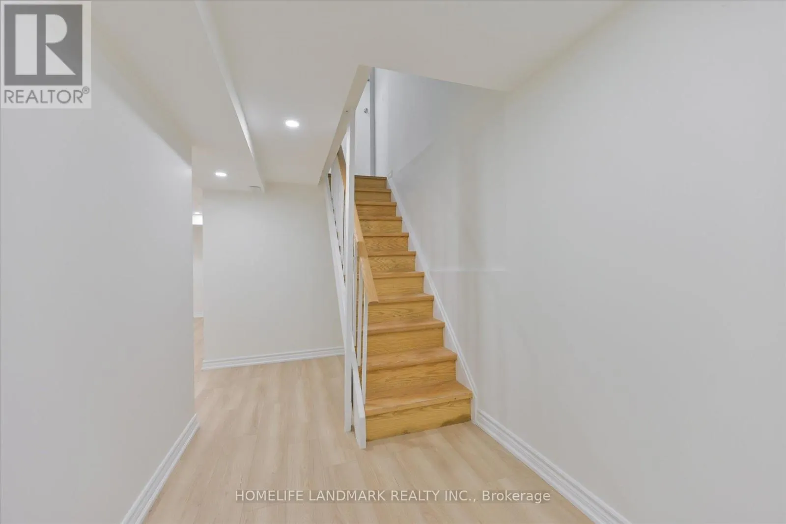 208 WOODHALL ROAD