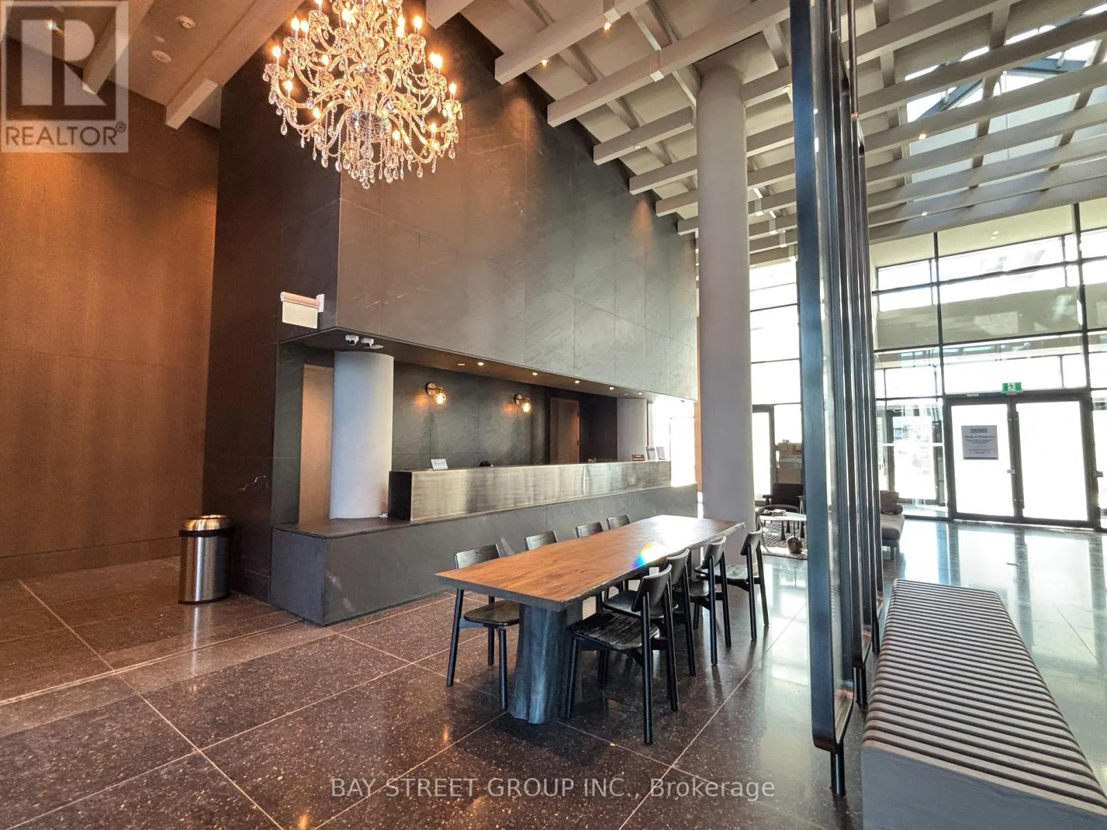 4612 - 28 INTERCHANGE WAY