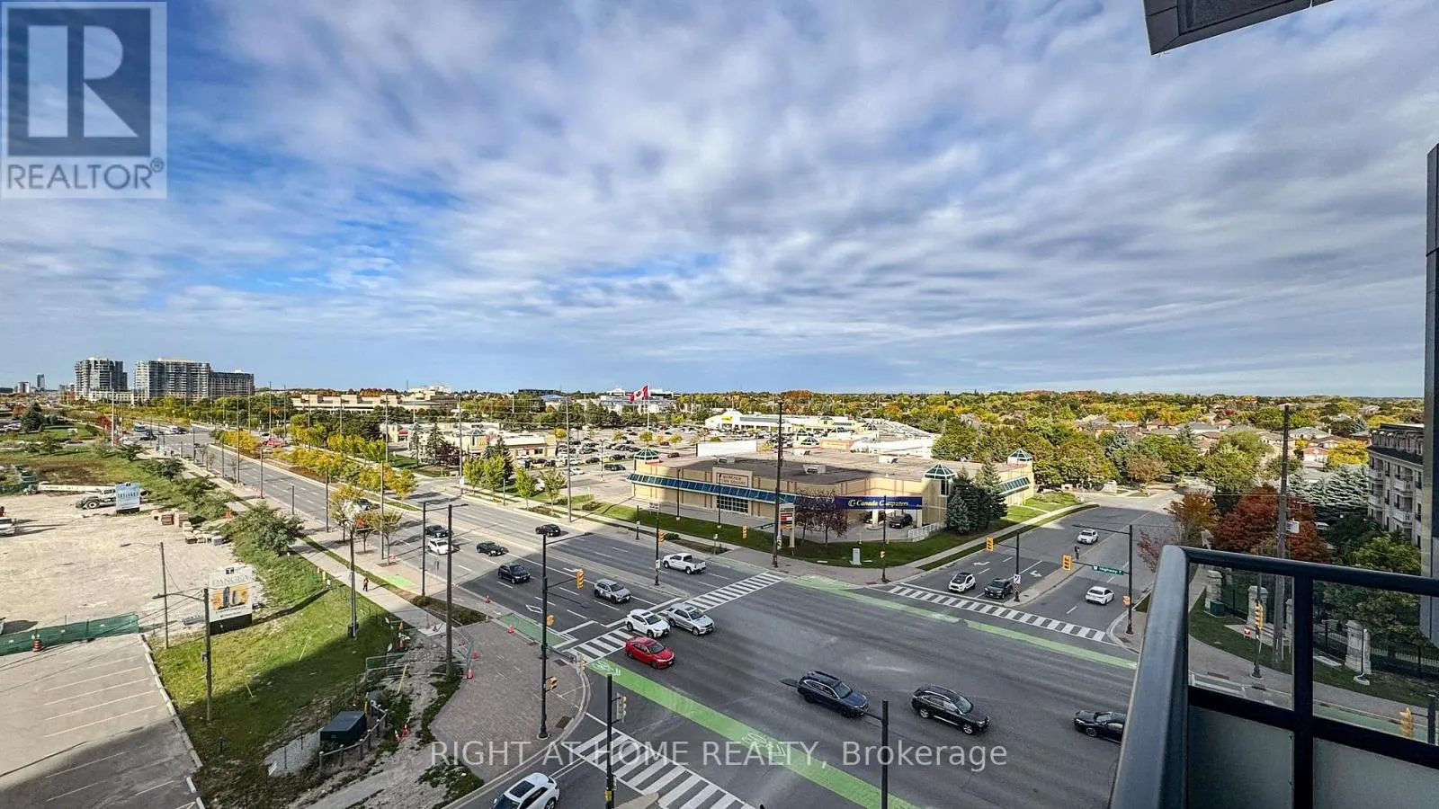 807 - 38 WATER WALK DRIVE