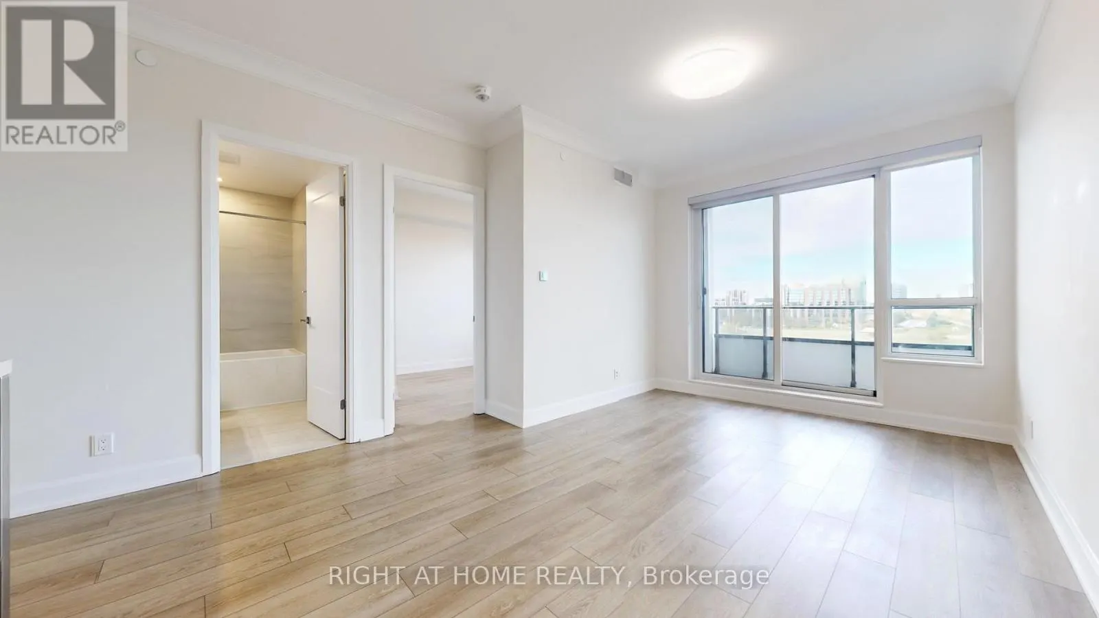 807 - 38 WATER WALK DRIVE