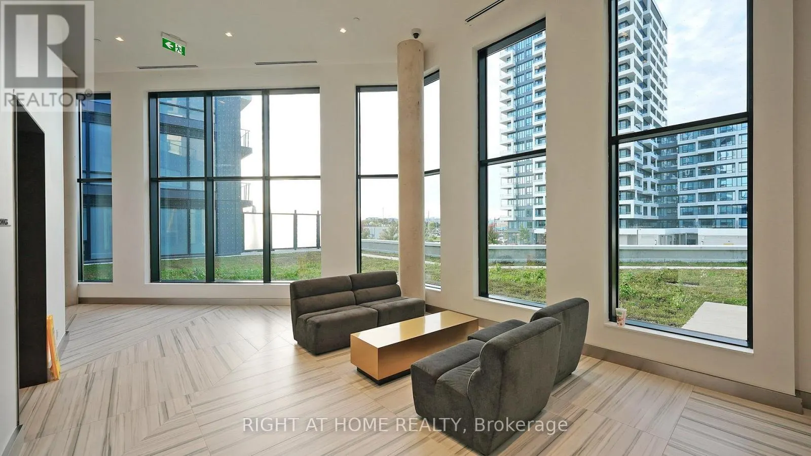 807 - 38 WATER WALK DRIVE