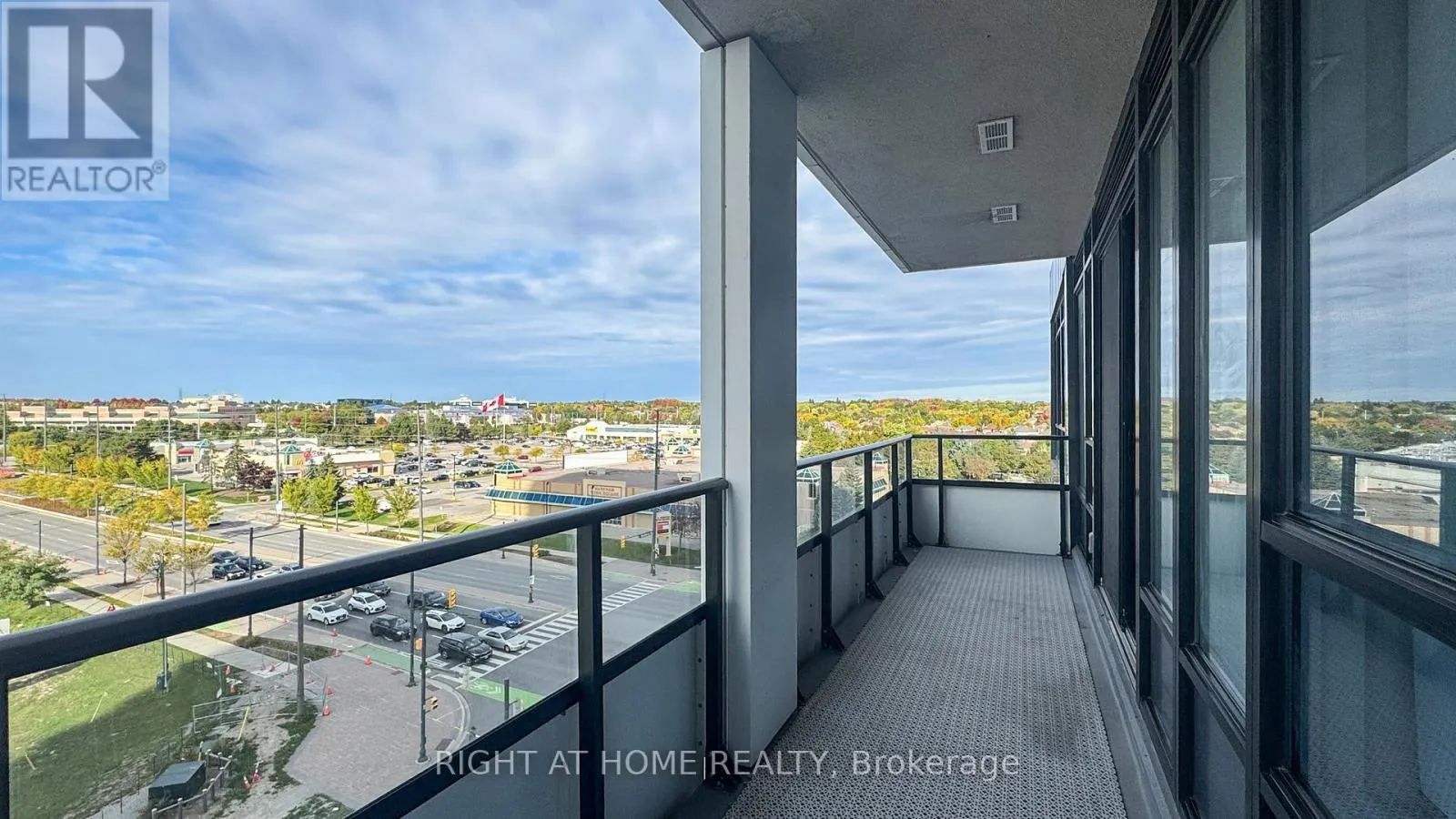 807 - 38 WATER WALK DRIVE