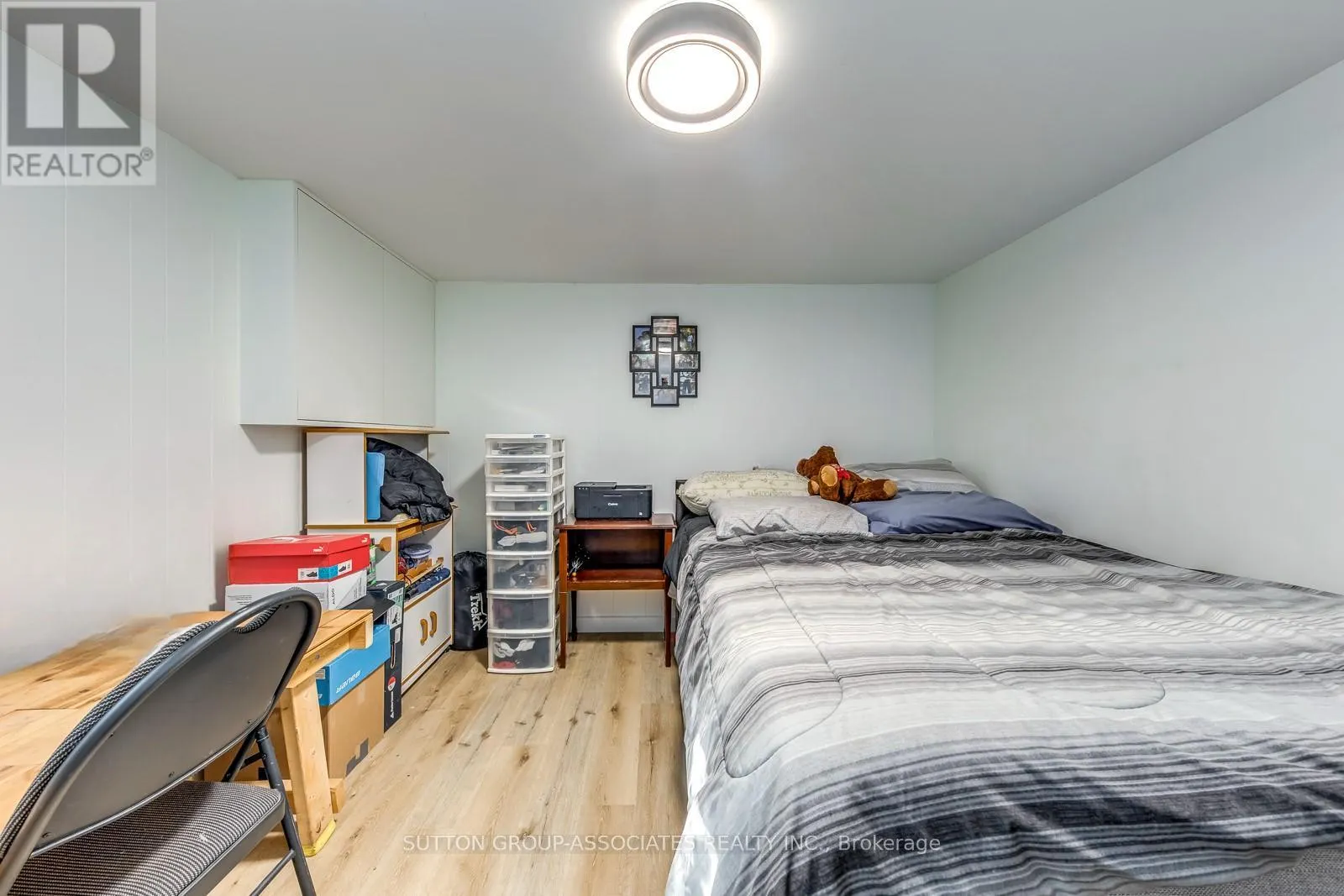 1 LAURENTIDE AVENUE