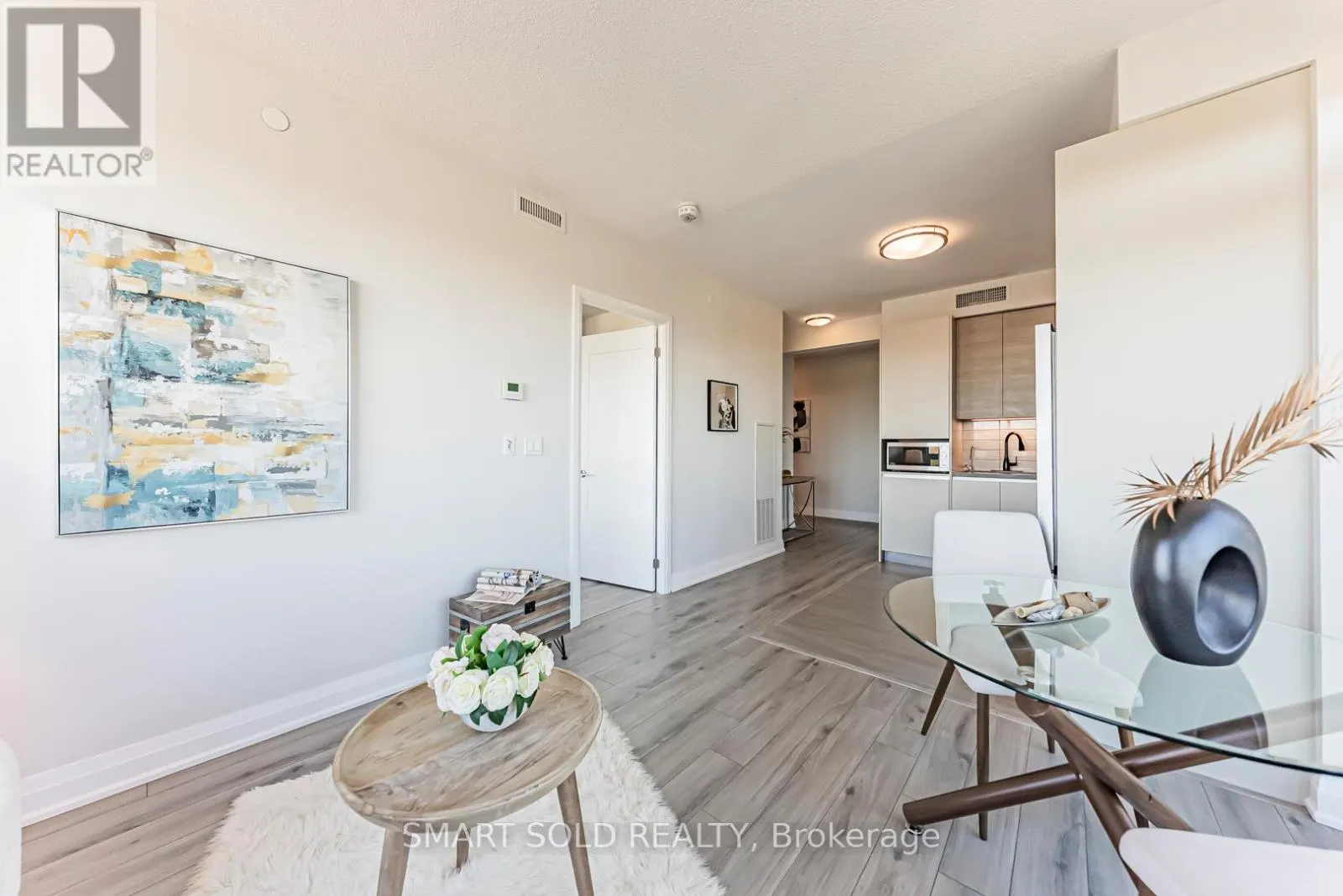 1012 - 398 HWY 7 E