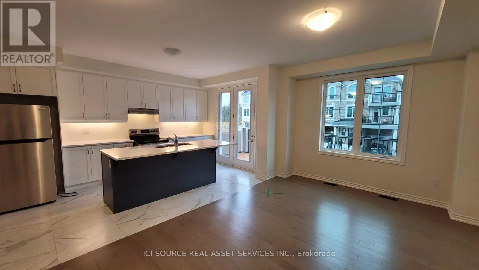 31 THOMAS FRISBY JR CRESCENT