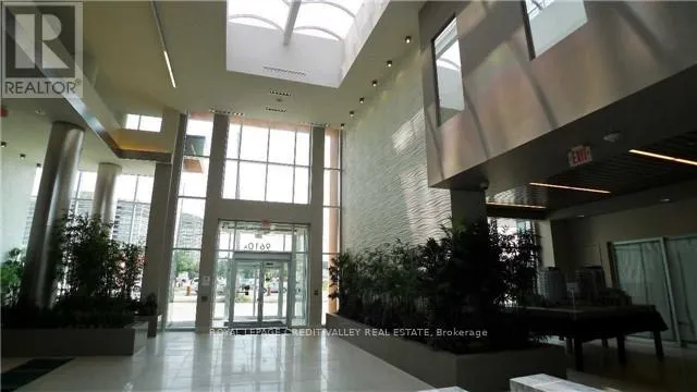 901 - 9608 YONGE STREET
