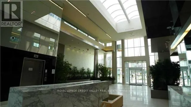 901 - 9608 YONGE STREET