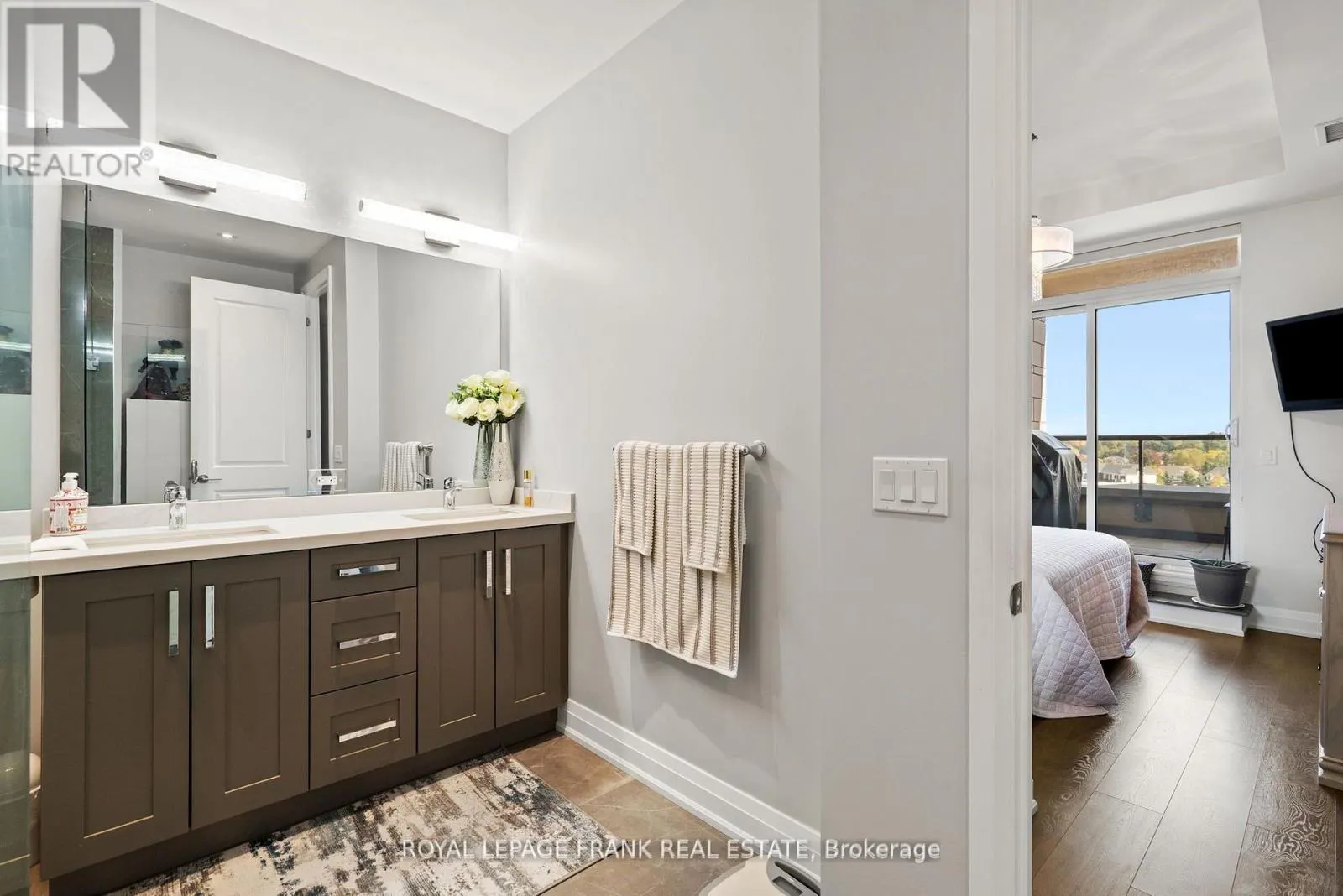 712 - 25 BAKER HILL BOULEVARD, #712