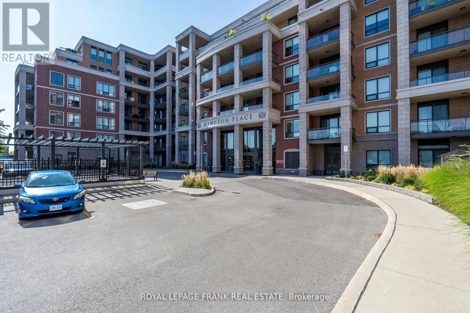 712 - 25 BAKER HILL BOULEVARD, #712