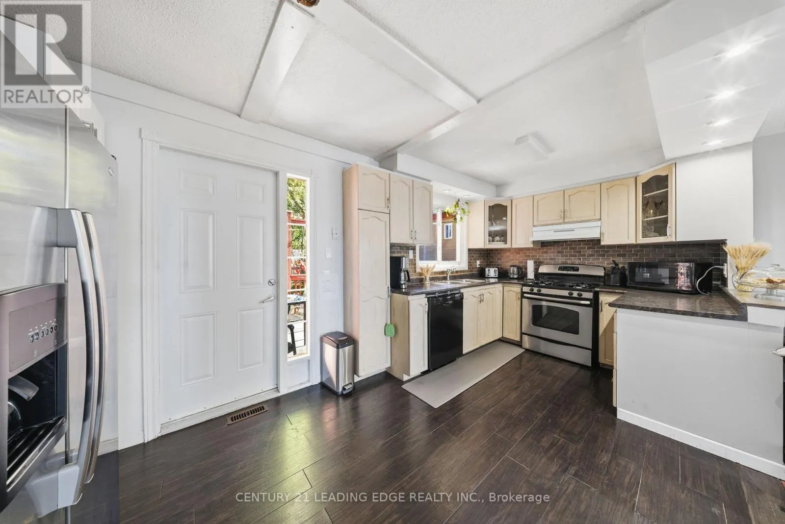55 LAKE DRIVE N