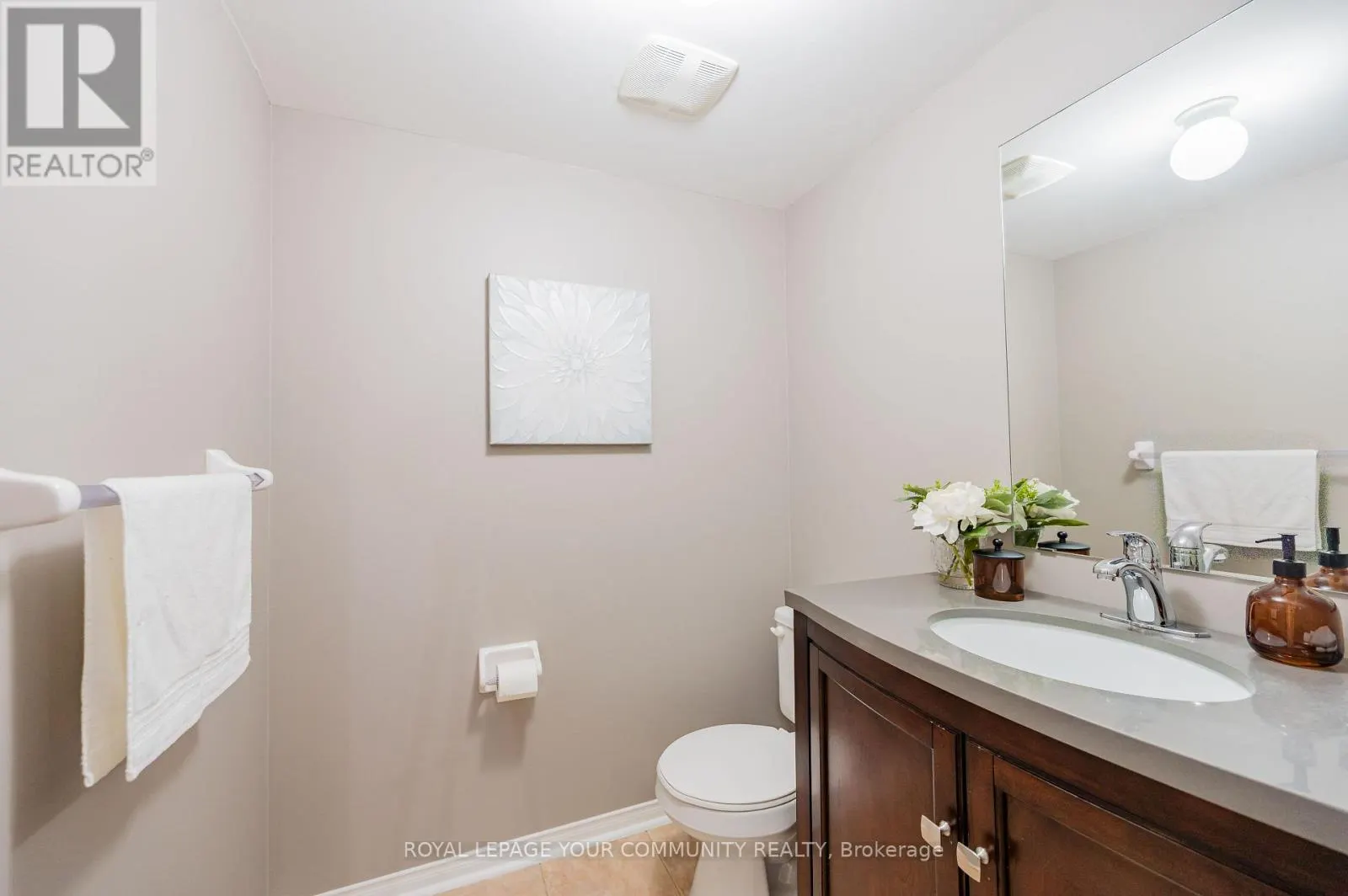 142 BLACKTHORN DRIVE