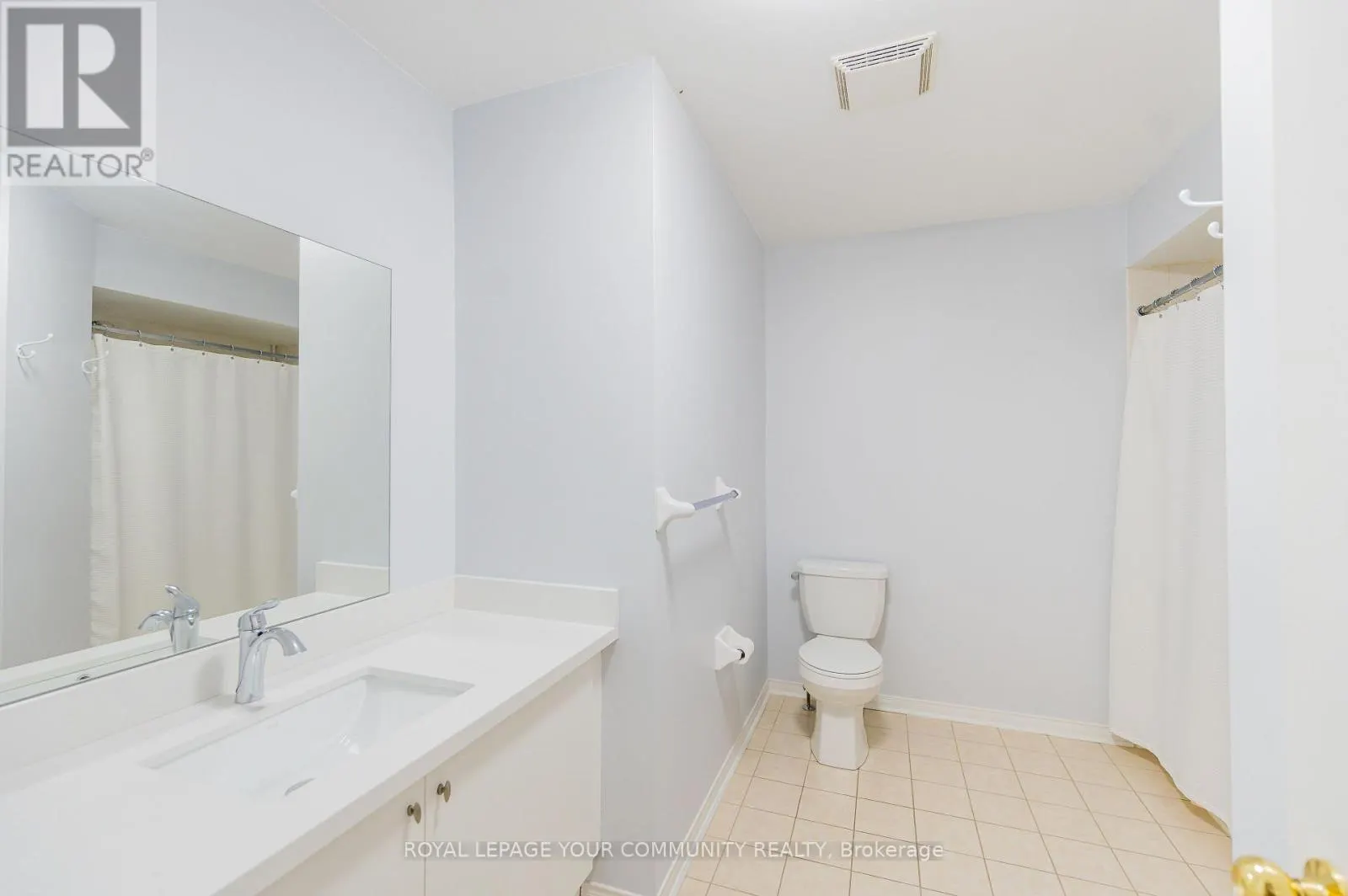 142 BLACKTHORN DRIVE