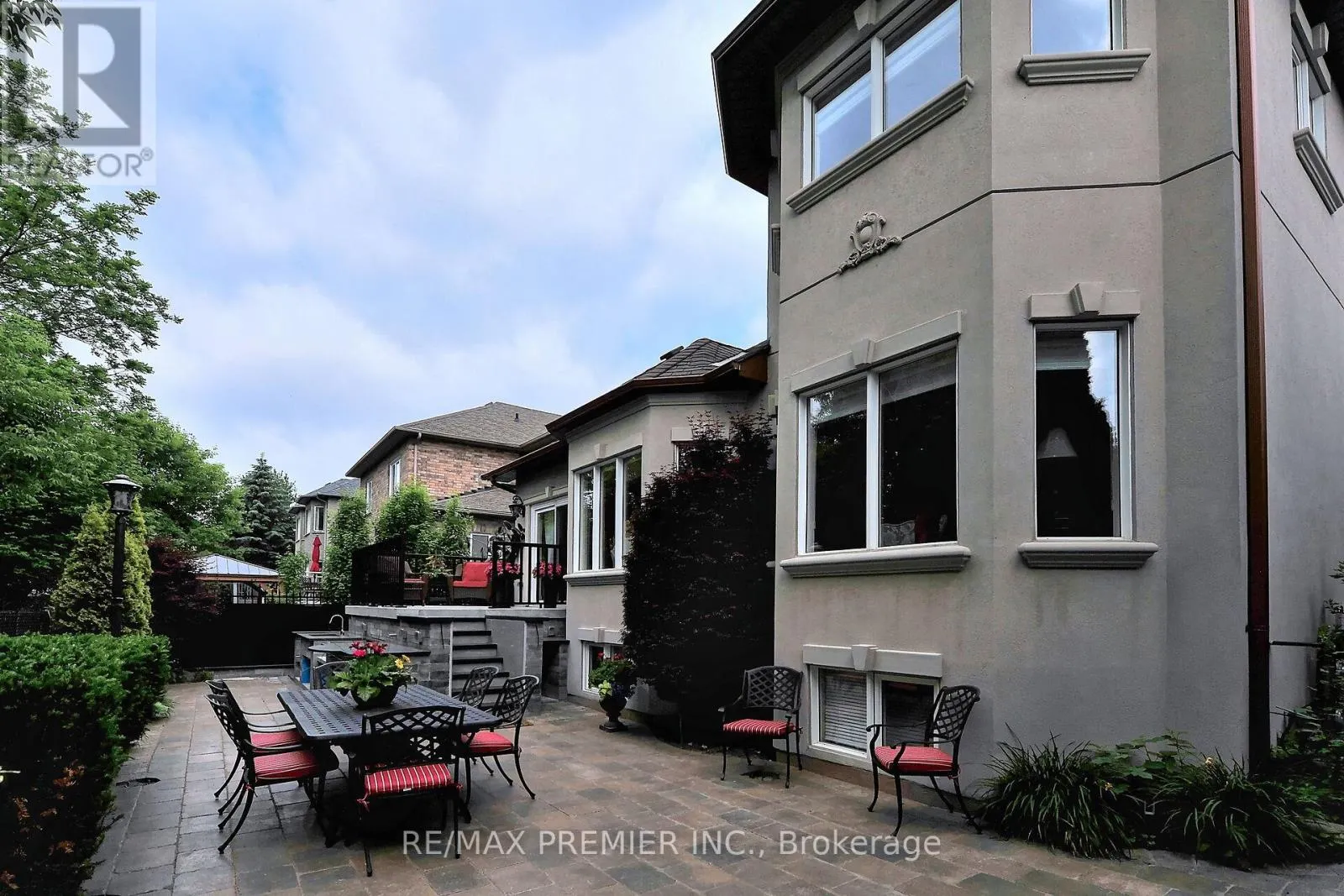 111 ARISTA GATE