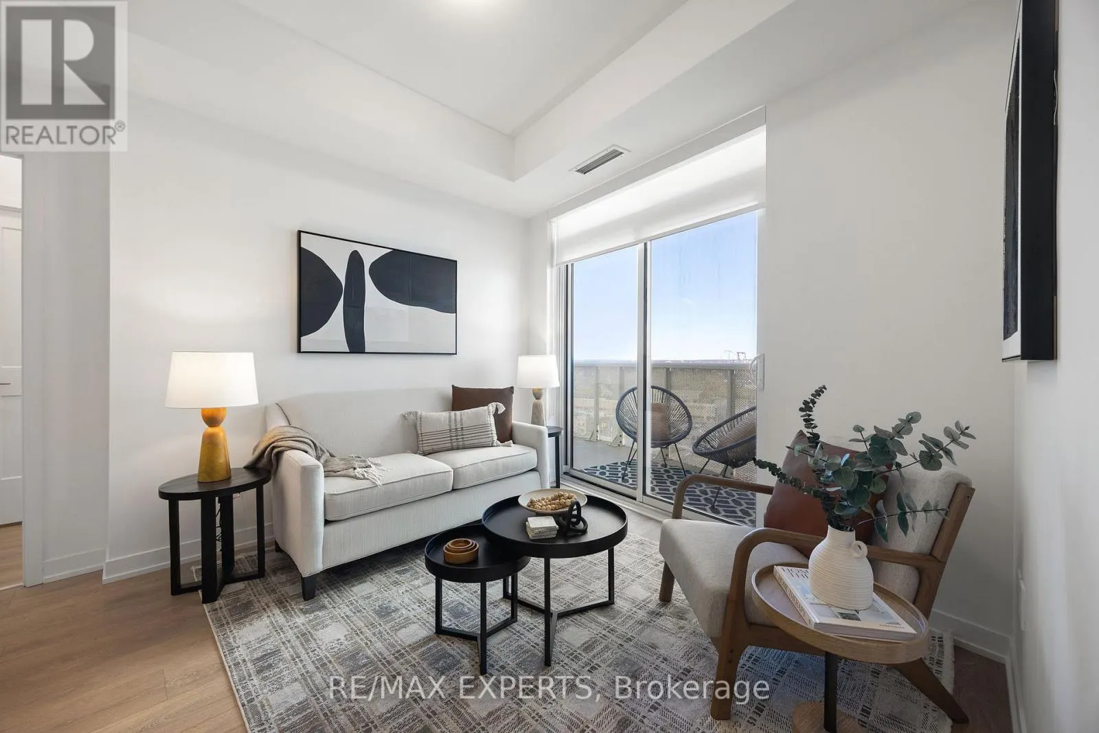 1414 - 10 ABEJA STREET