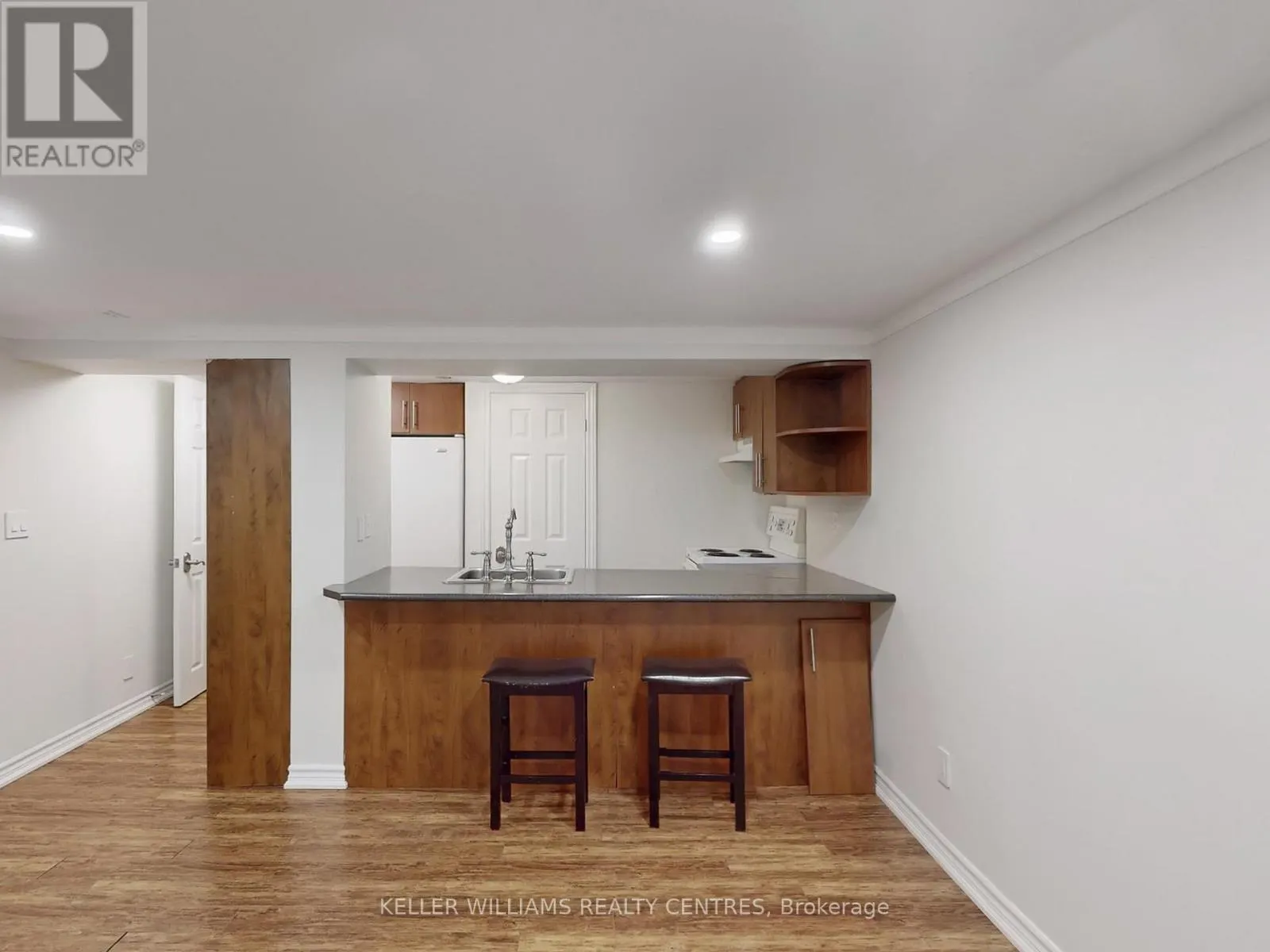 296 TAYLOR MILLS DRIVE N