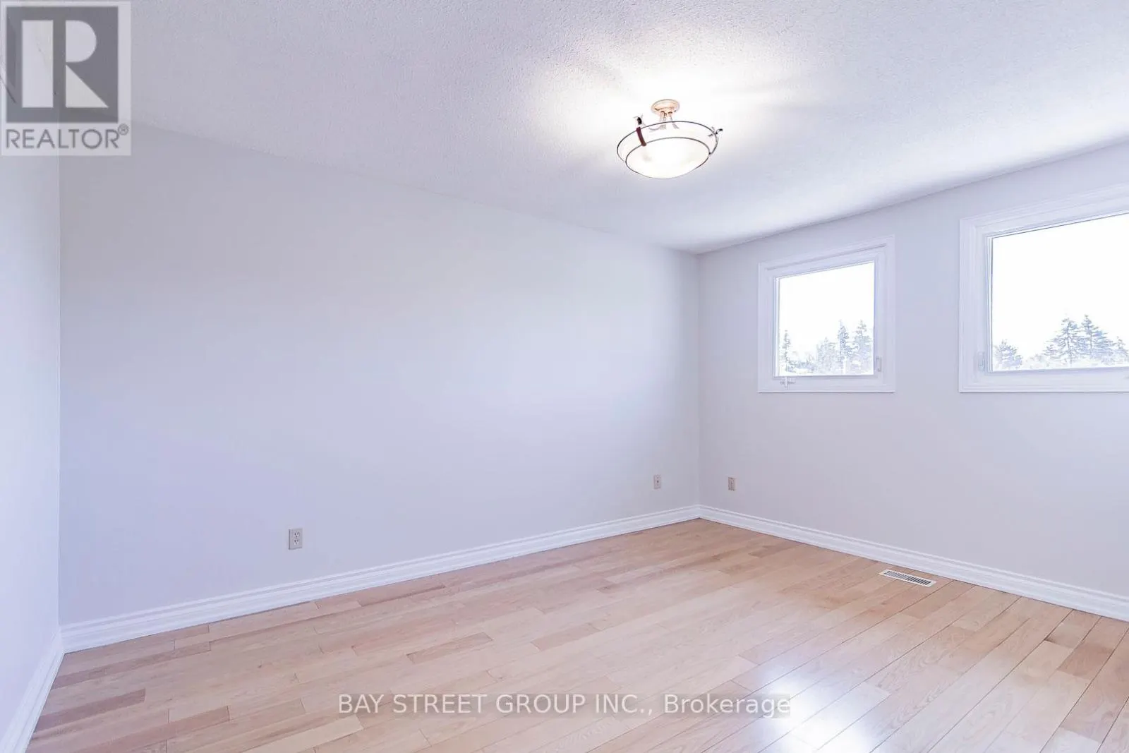 300 FINCHAM AVENUE