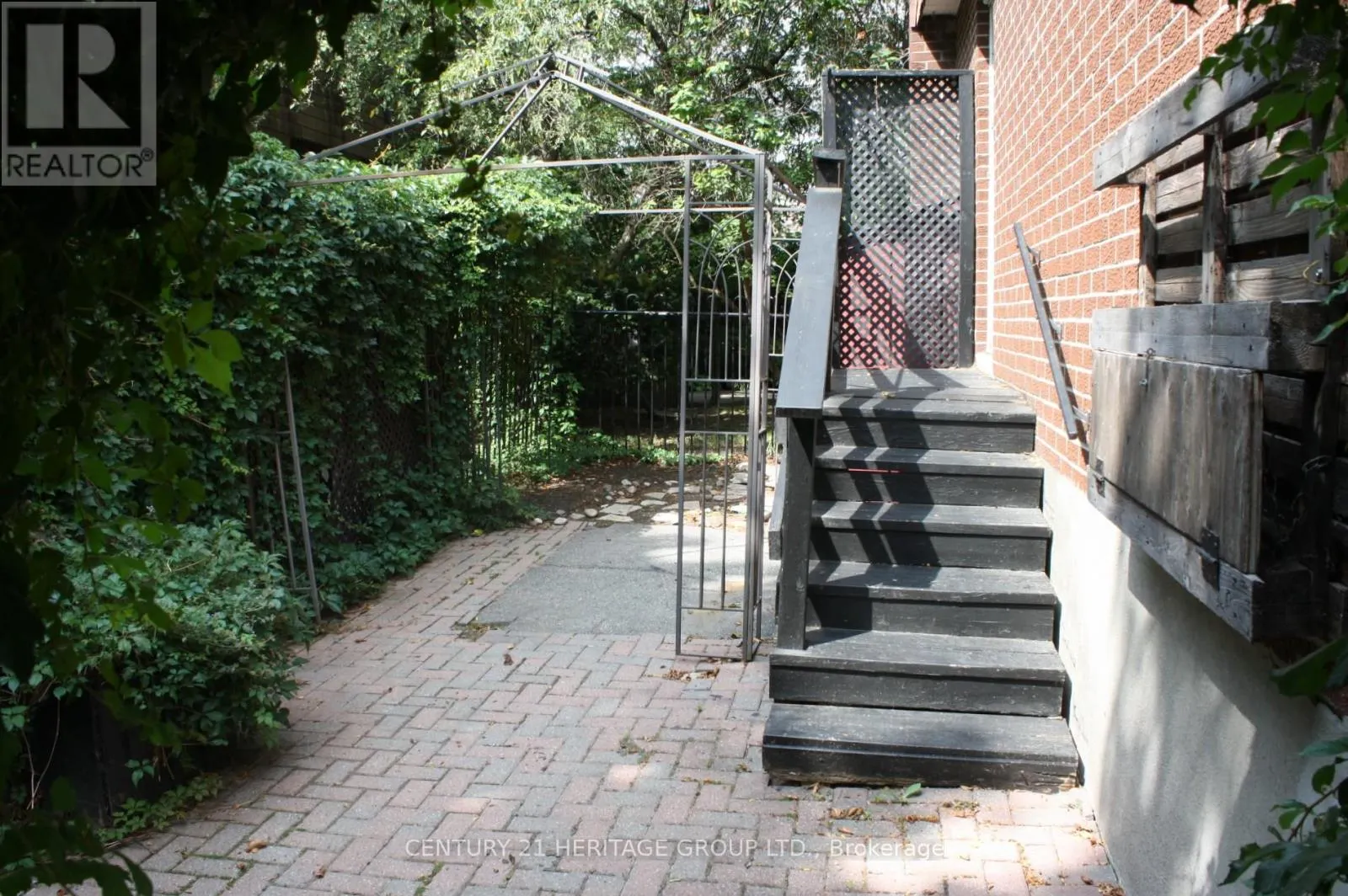 42 JERMAN STREET