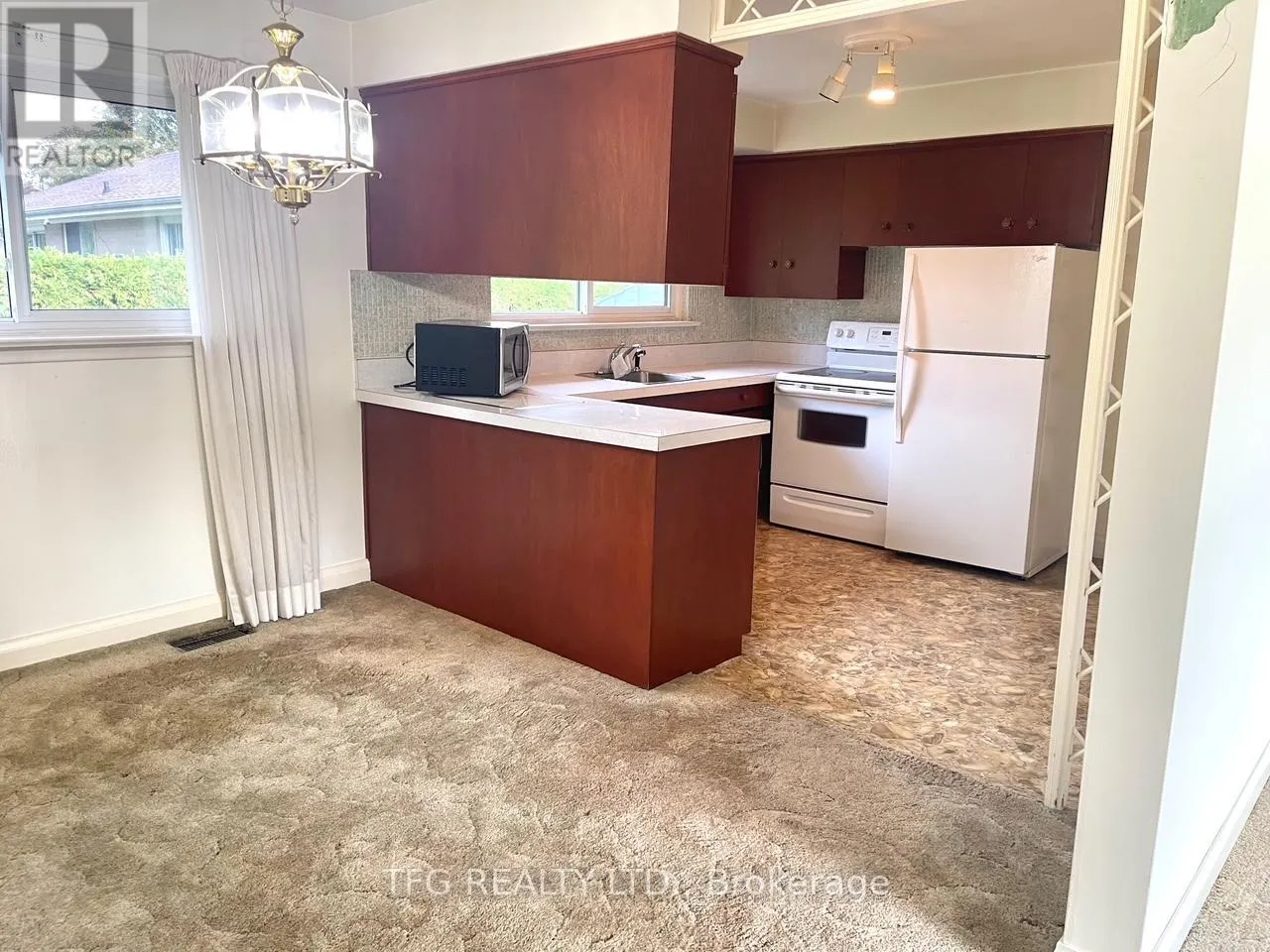 6 GALSWORTHY DRIVE