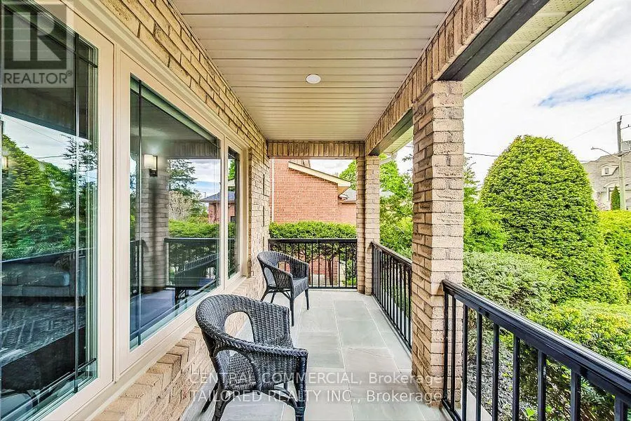 35 MACKAY DRIVE