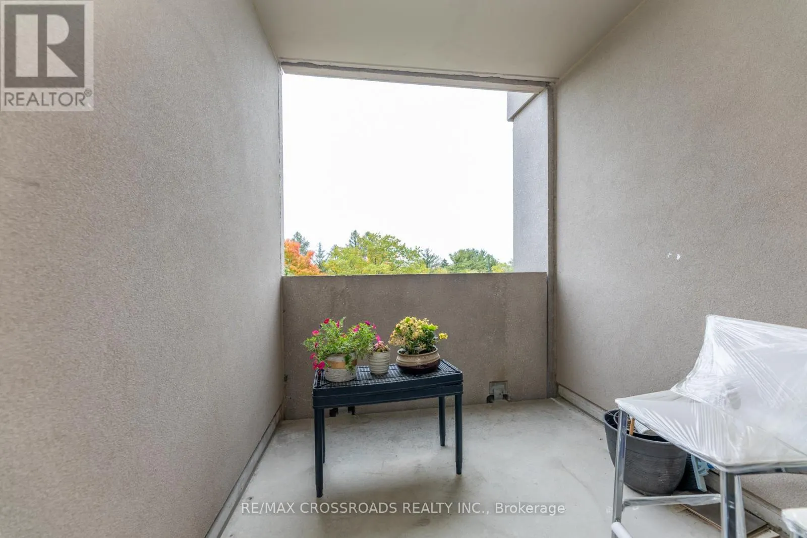 410 - 9255 JANE STREET