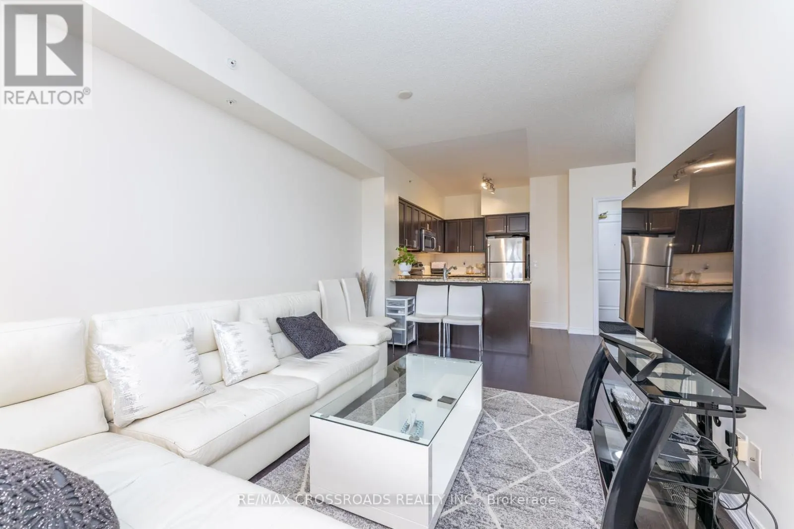 410 - 9255 JANE STREET