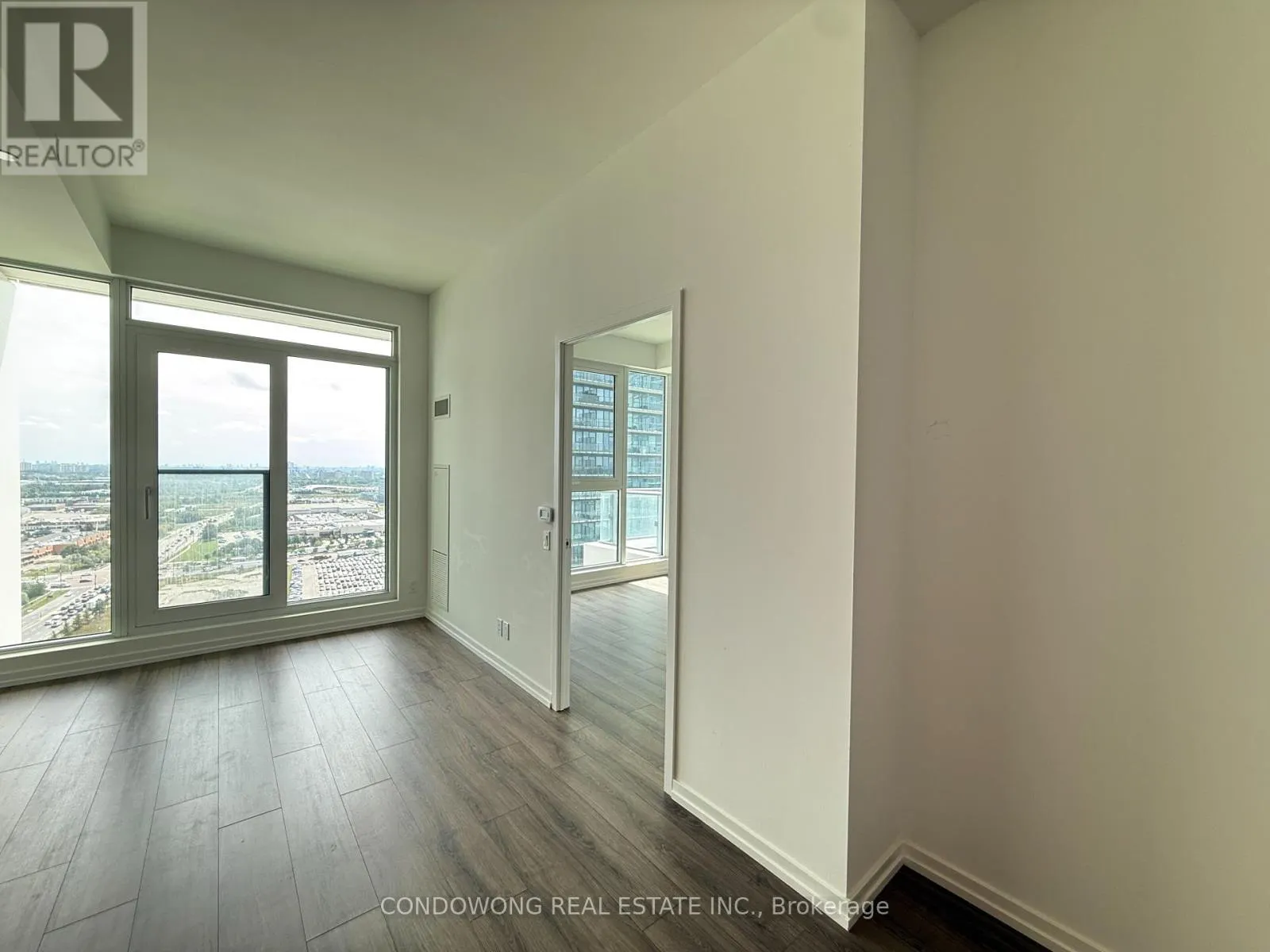 2506 - 1000 PORTAGE PARKWAY