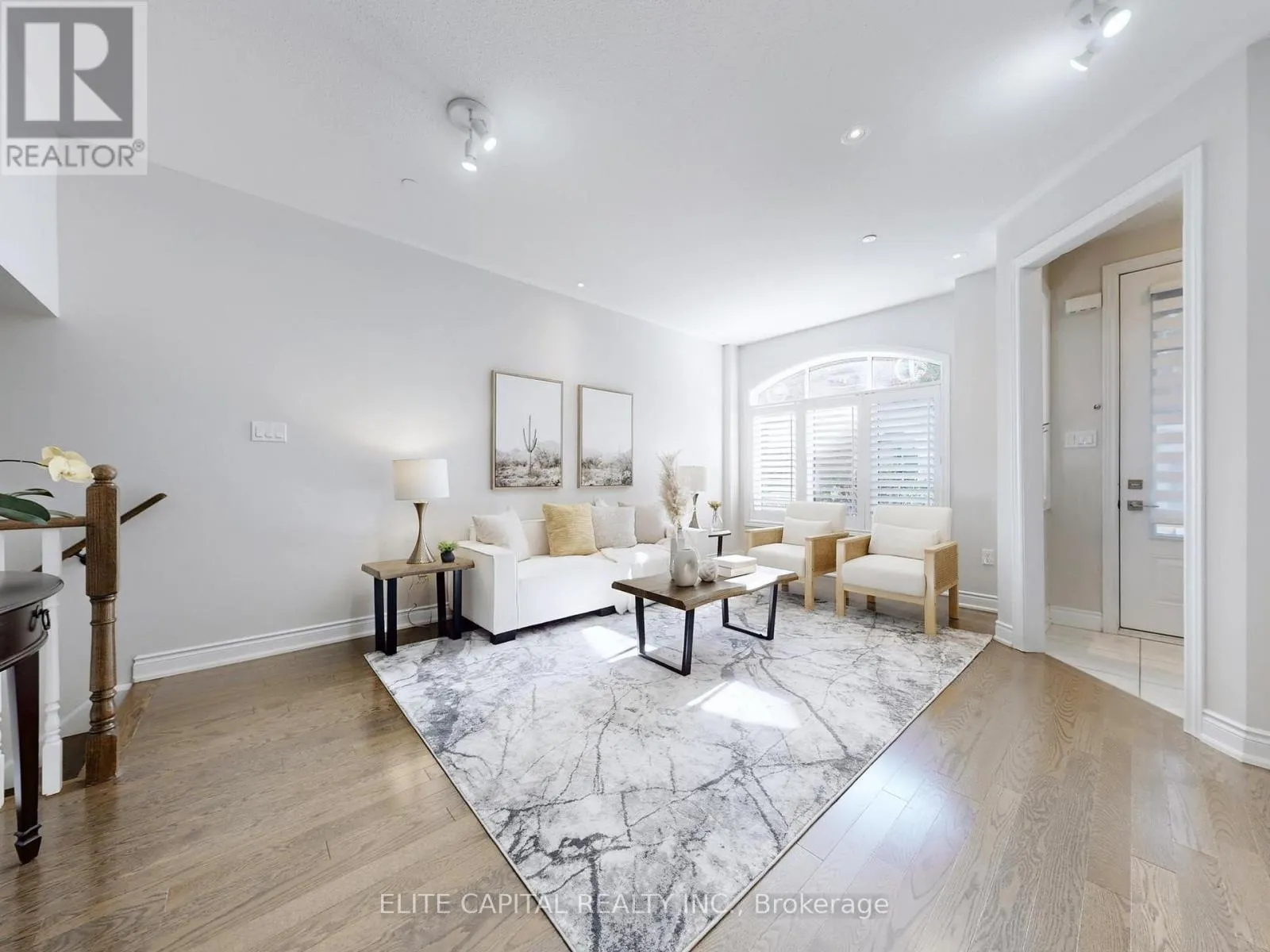 31 - 1331 MAJOR MACKENZIE DRIVE