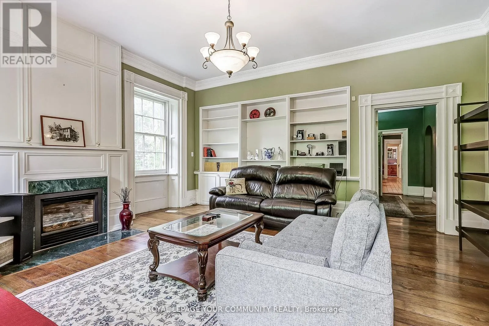 54 CRICKLEWOOD CRESCENT