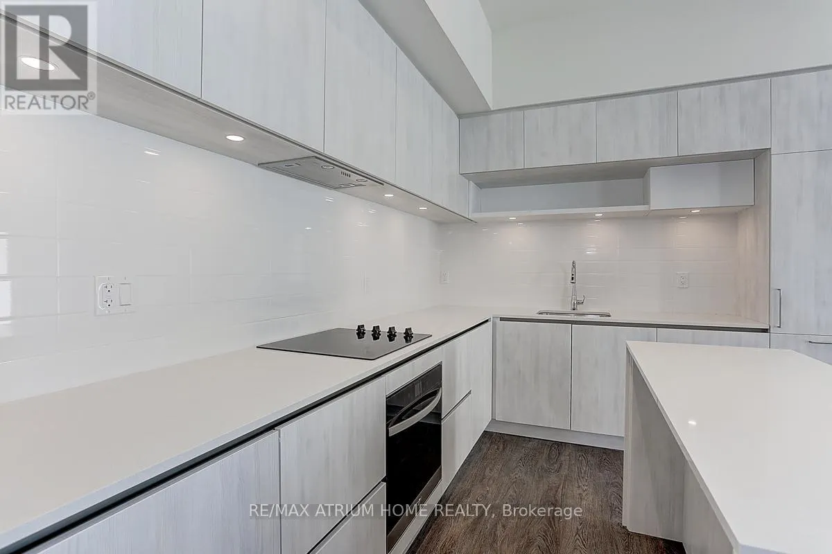 1103 - 12 DAVID EYER ROAD