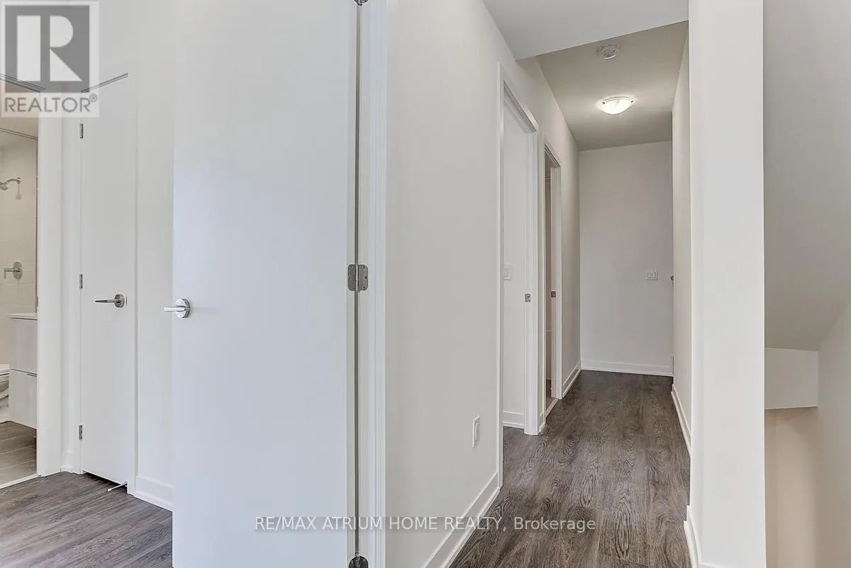 1103 - 12 DAVID EYER ROAD