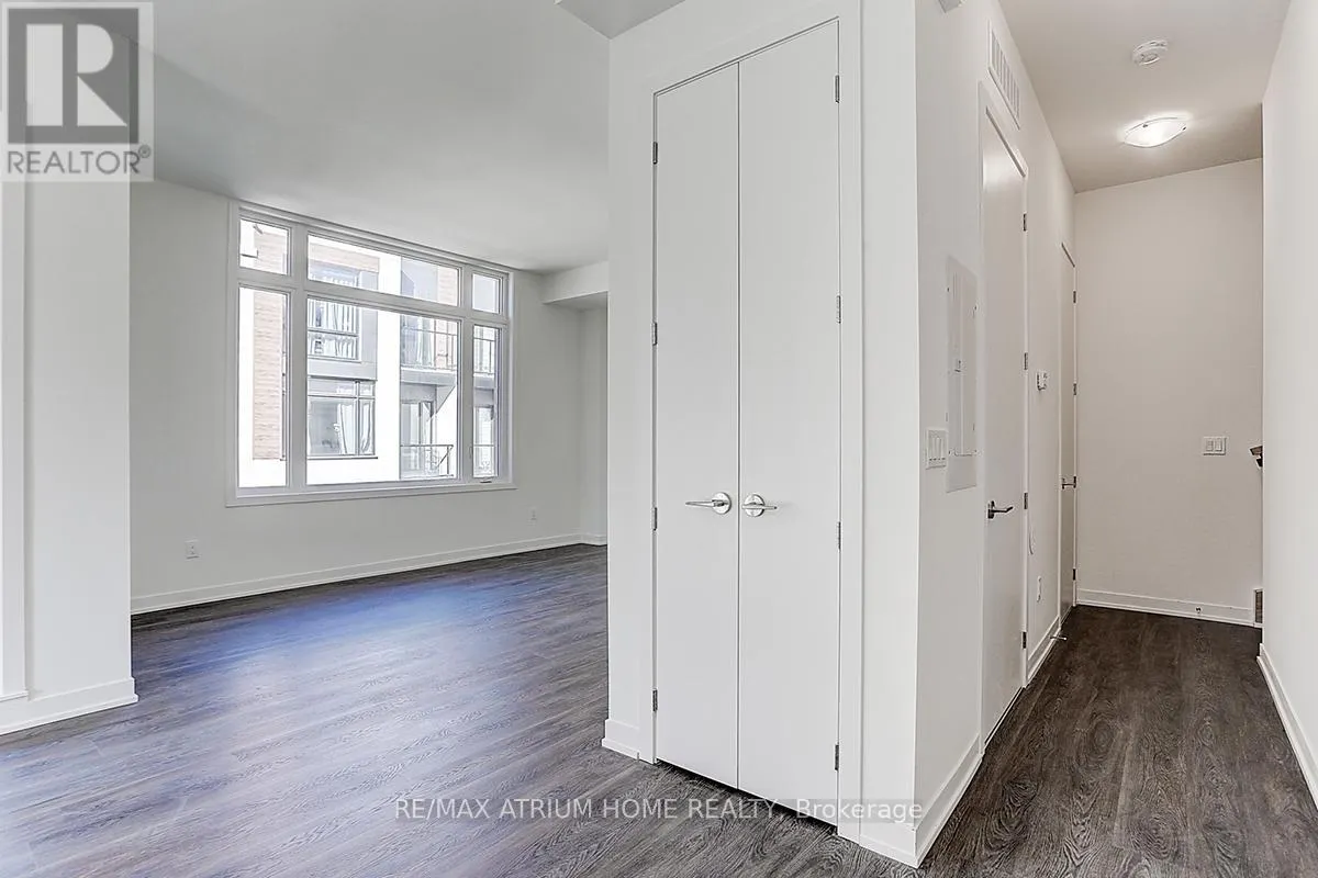 1103 - 12 DAVID EYER ROAD