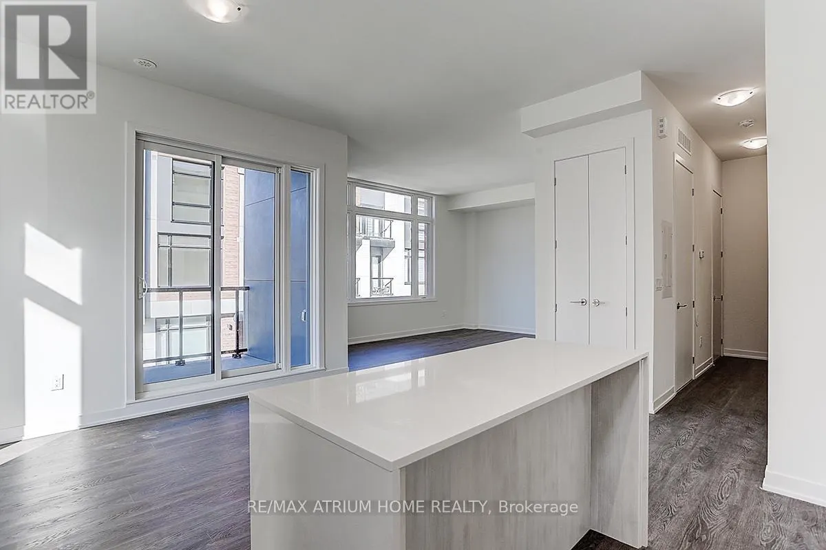 1103 - 12 DAVID EYER ROAD