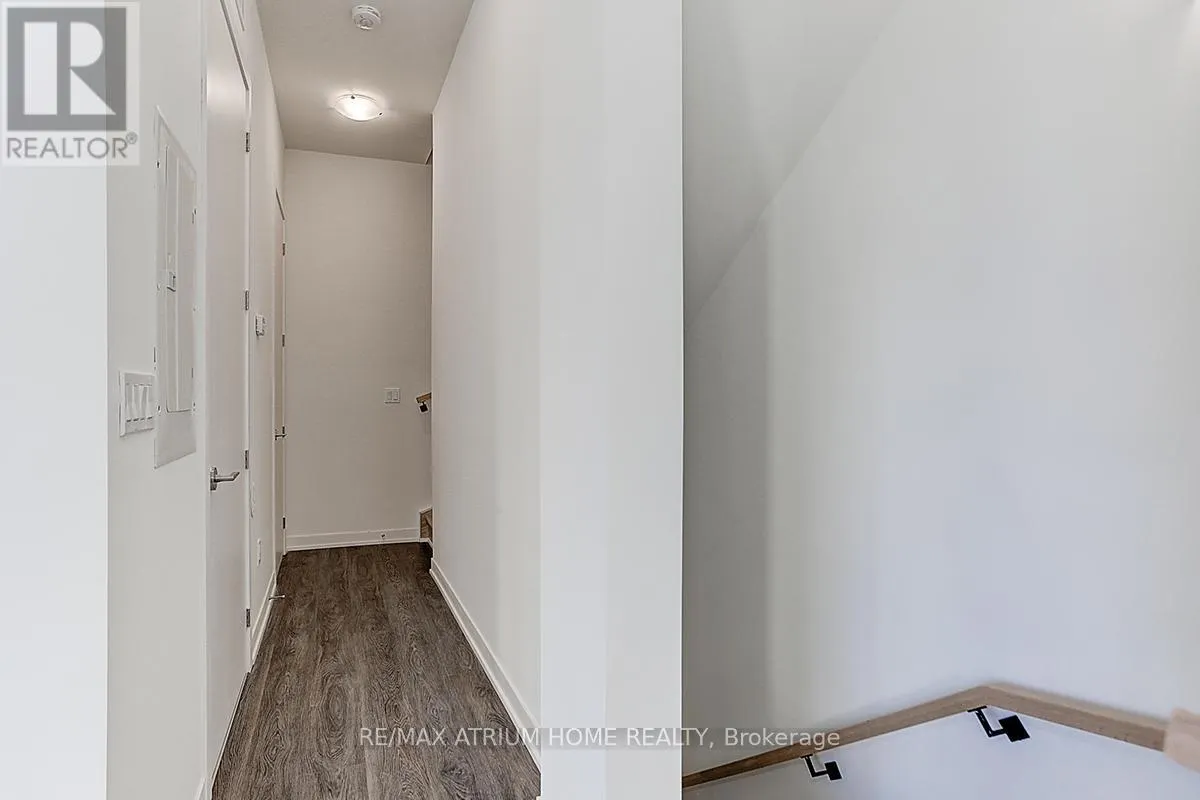 1103 - 12 DAVID EYER ROAD