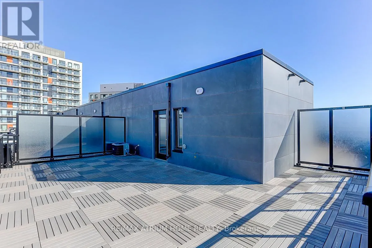 1103 - 12 DAVID EYER ROAD