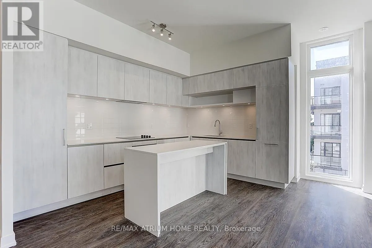1103 - 12 DAVID EYER ROAD