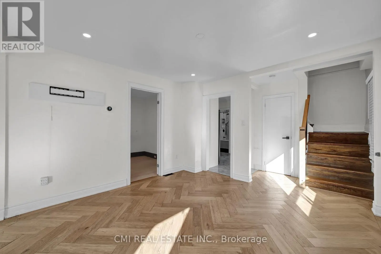 153 CLARENCE STREET