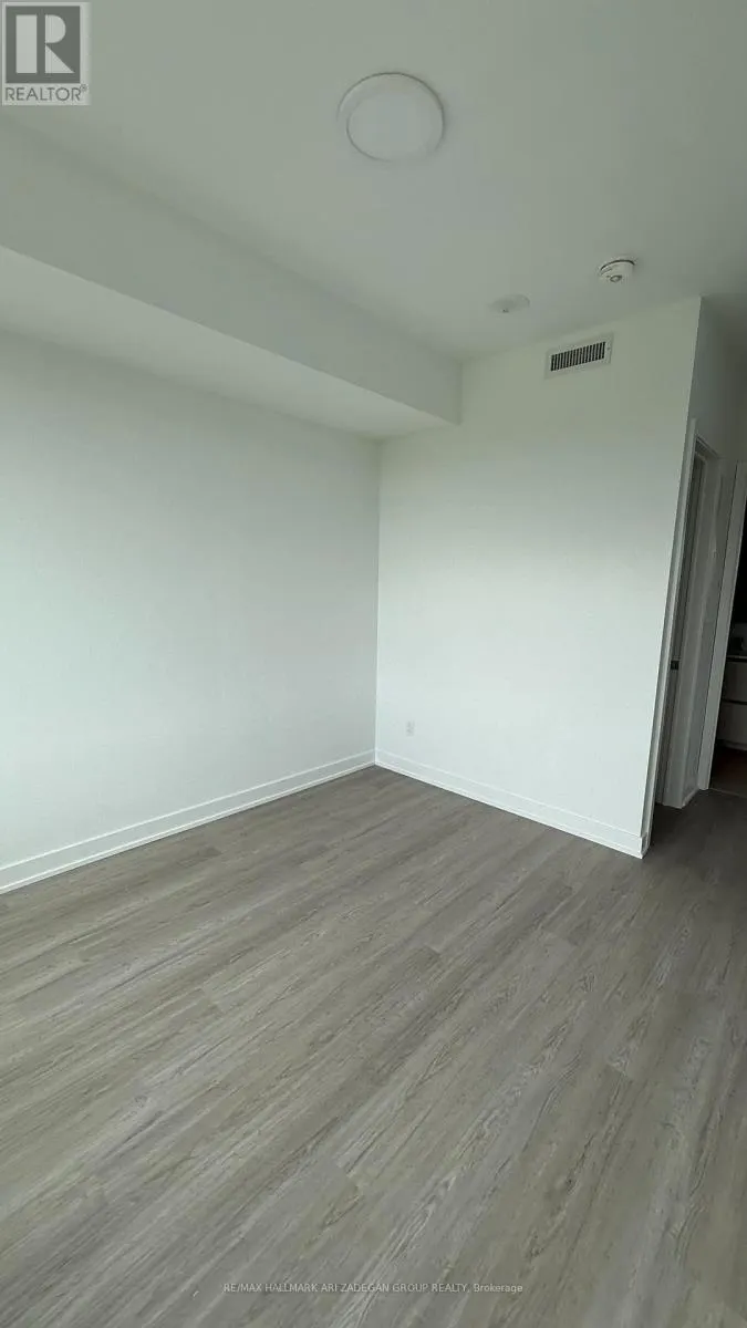 805 - 8188 YONGE STREET