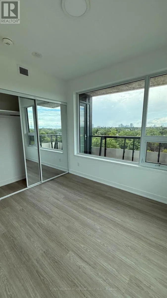 805 - 8188 YONGE STREET
