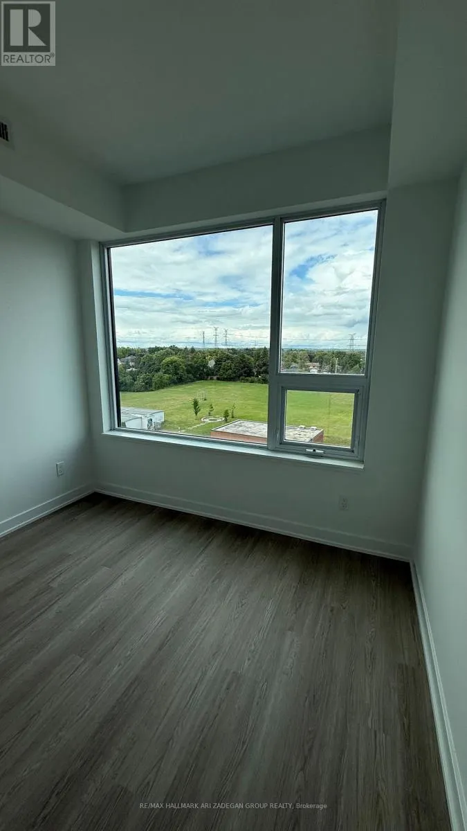 805 - 8188 YONGE STREET