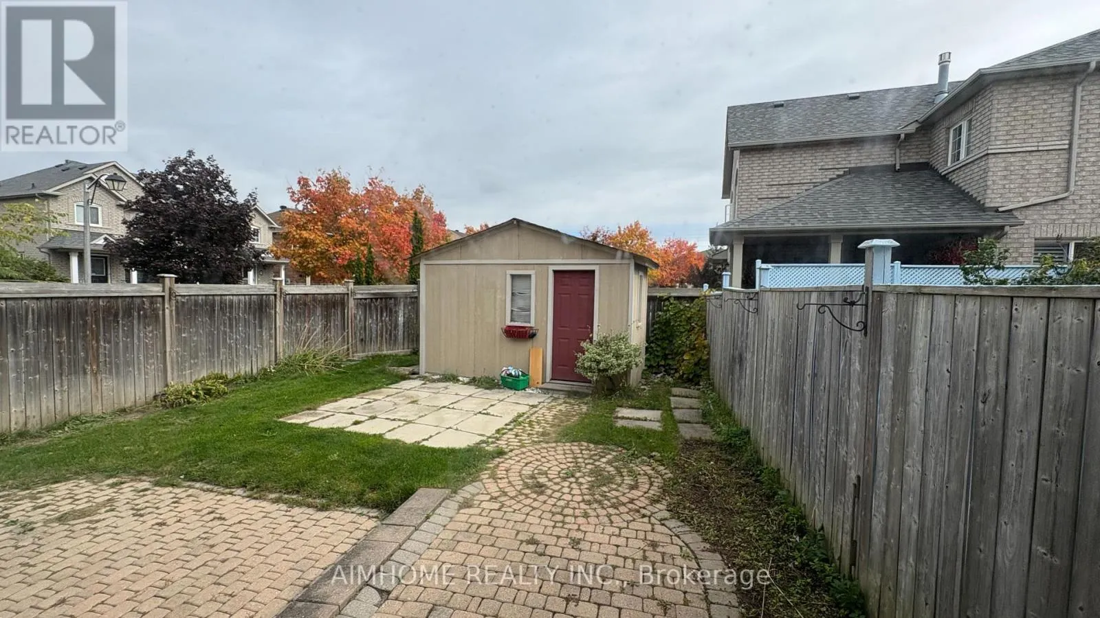 90 BRIARHALL CRESCENT