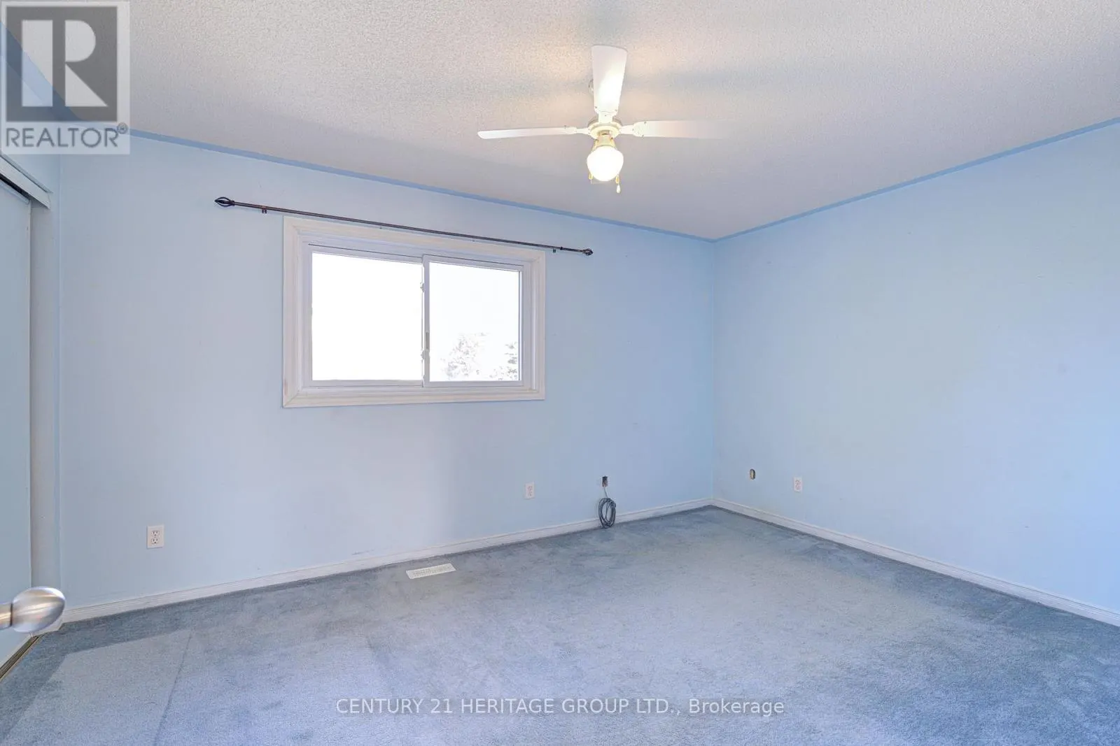89 POTTER CRESCENT